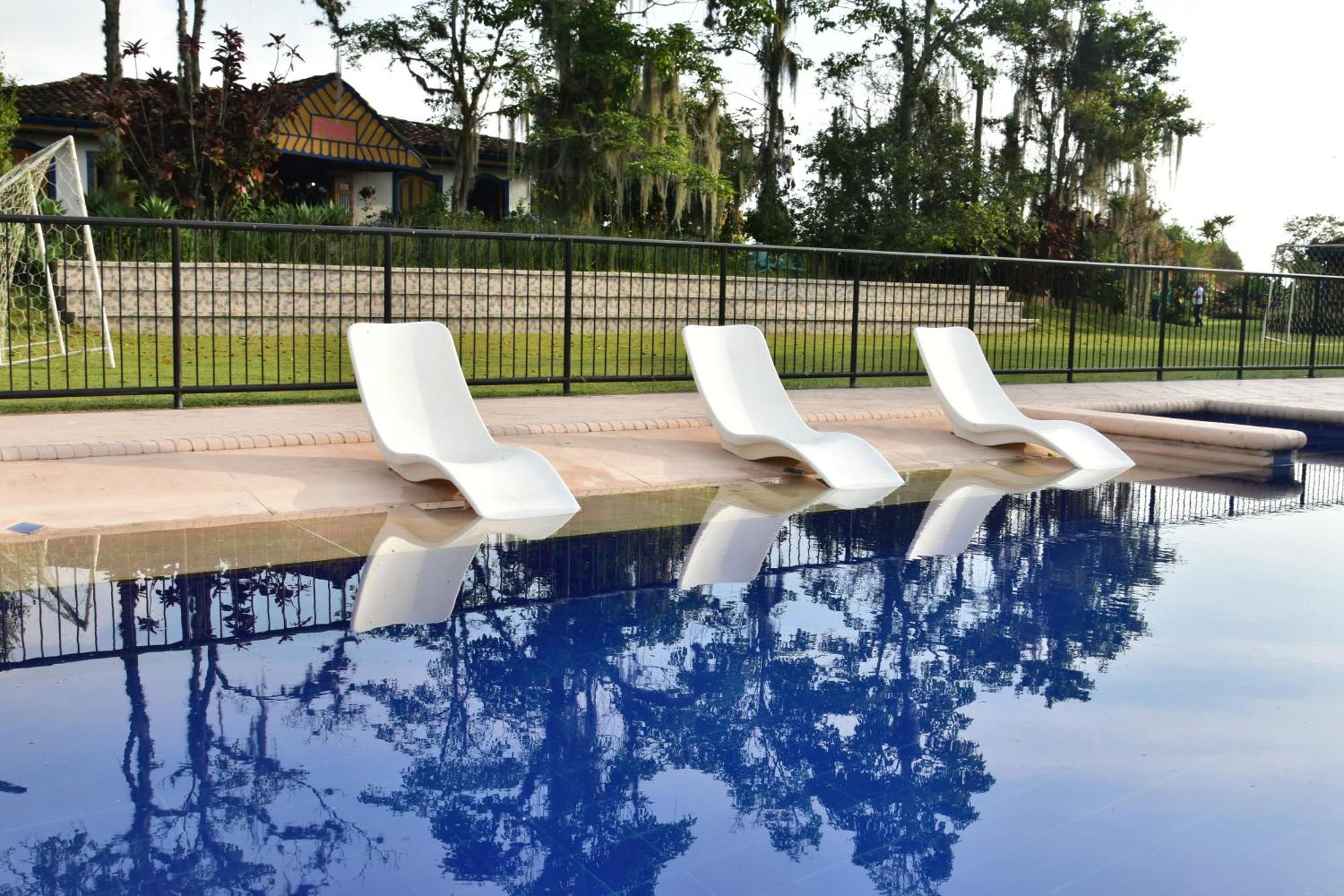 Finca Hotel Los Girasoles Montenegro Exterior photo