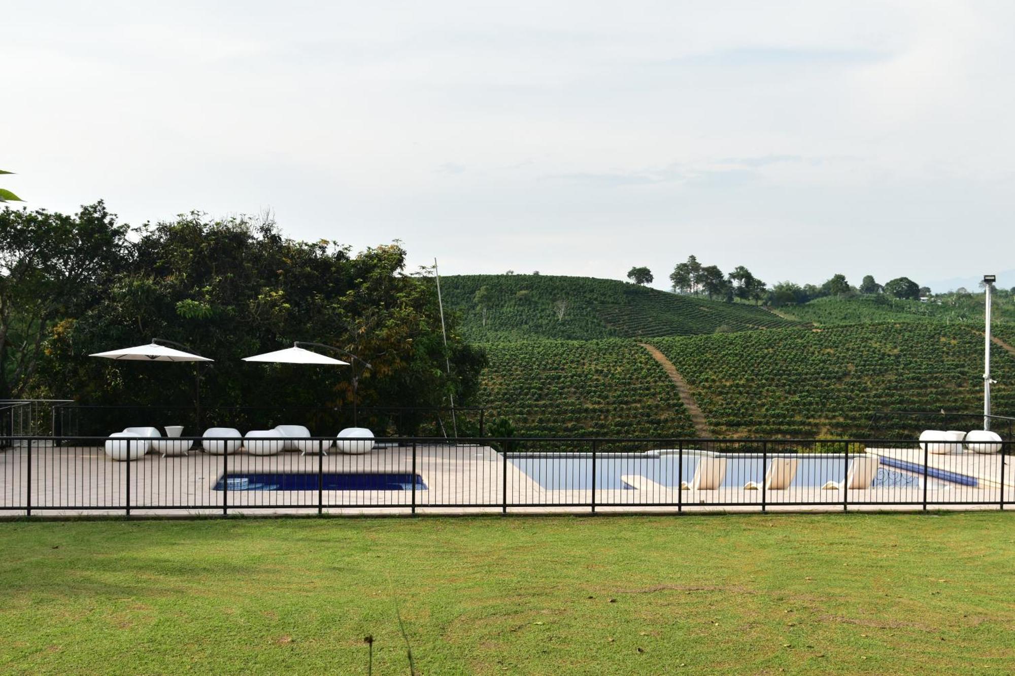 Finca Hotel Los Girasoles Montenegro Exterior photo