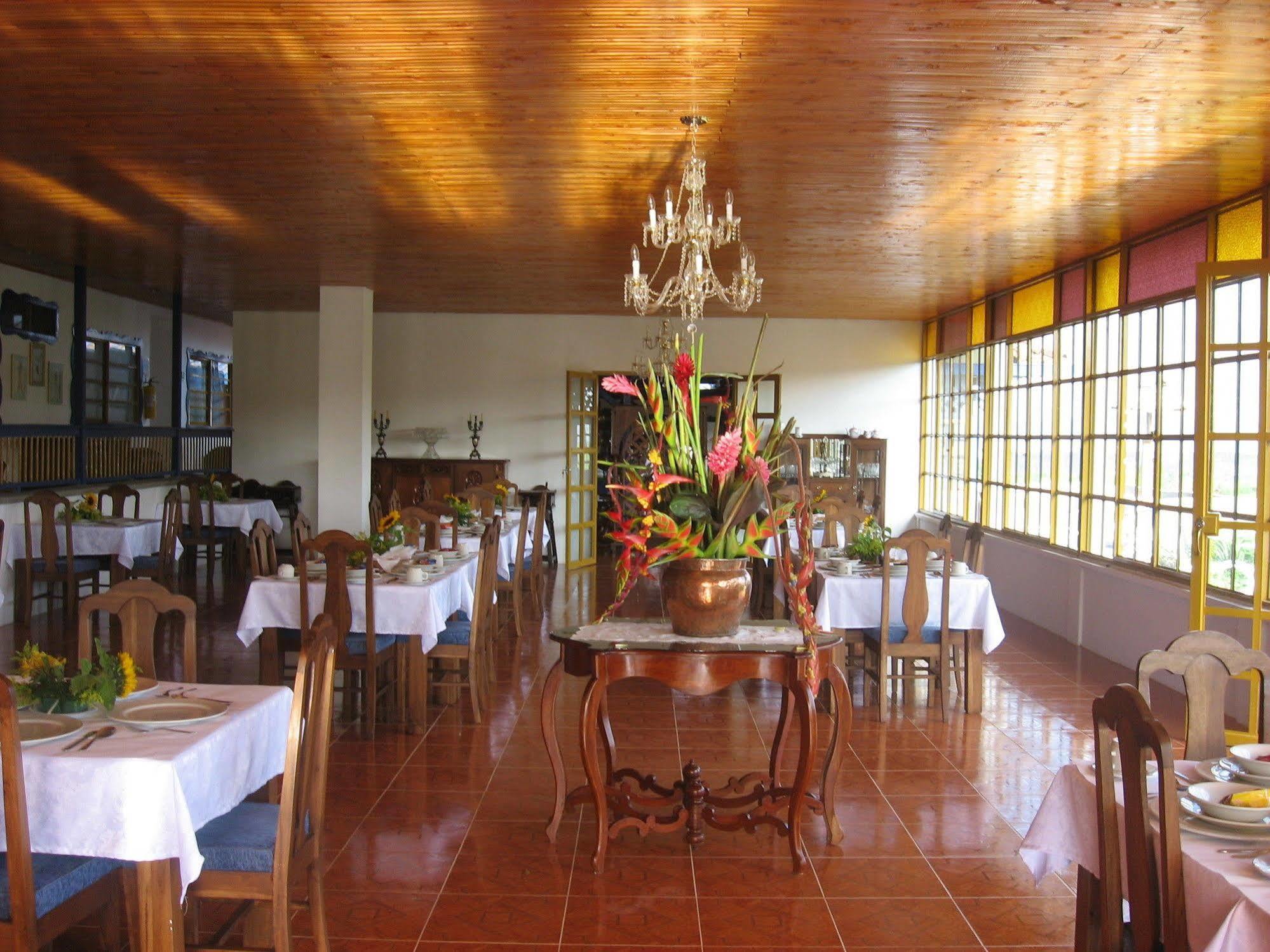 Finca Hotel Los Girasoles Montenegro Exterior photo